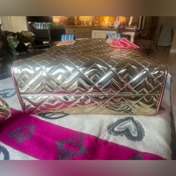 EUC Consuela Large Quilted Shiny Gold Tote - Picture 12 of 16
